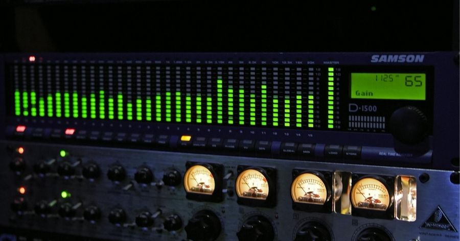 EQ – khi công cụ cũng biết lắng nghe